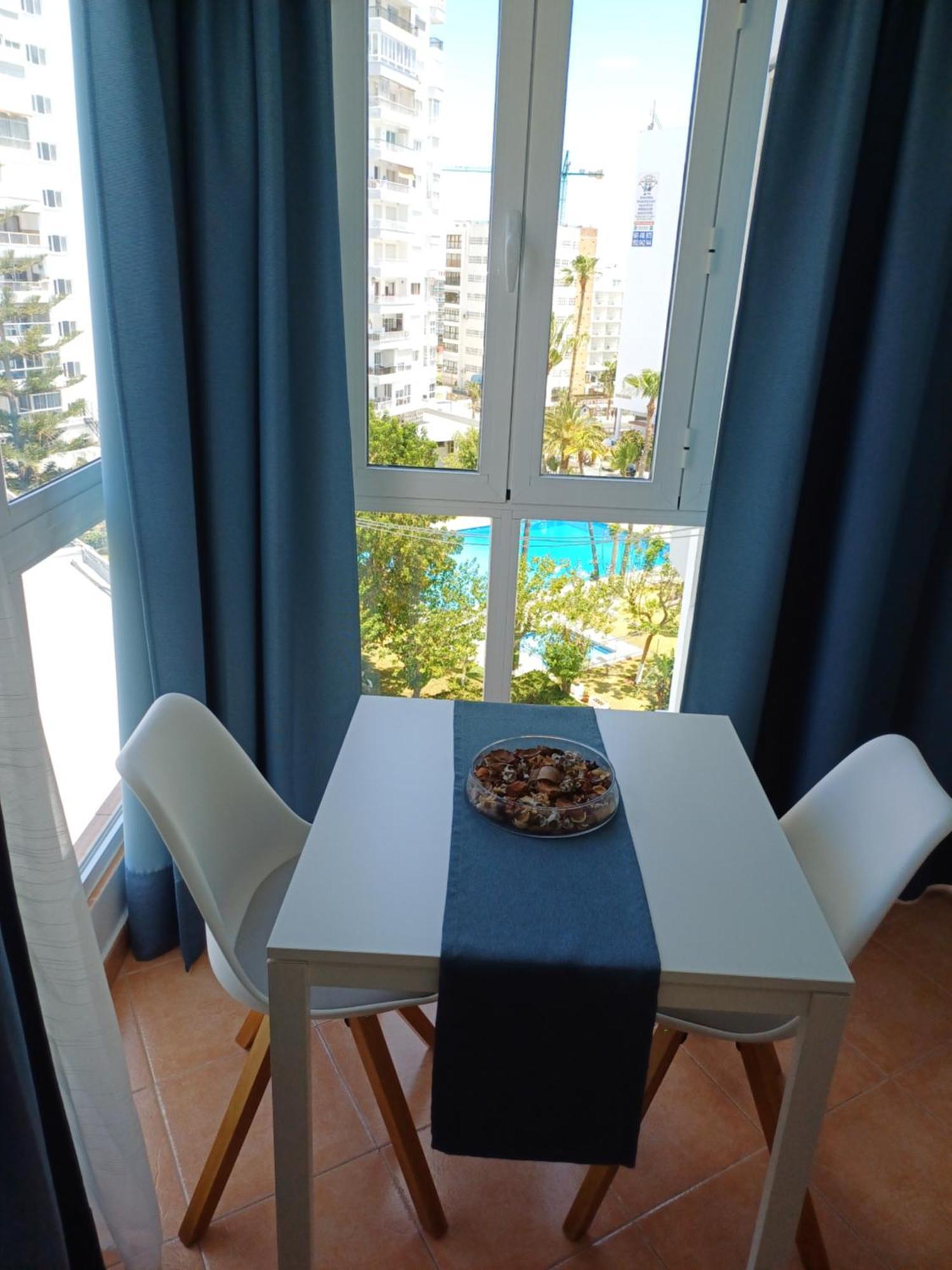 Luminoso Estudio Muy Cerca De La Playa Apartman Benalmádena Kültér fotó